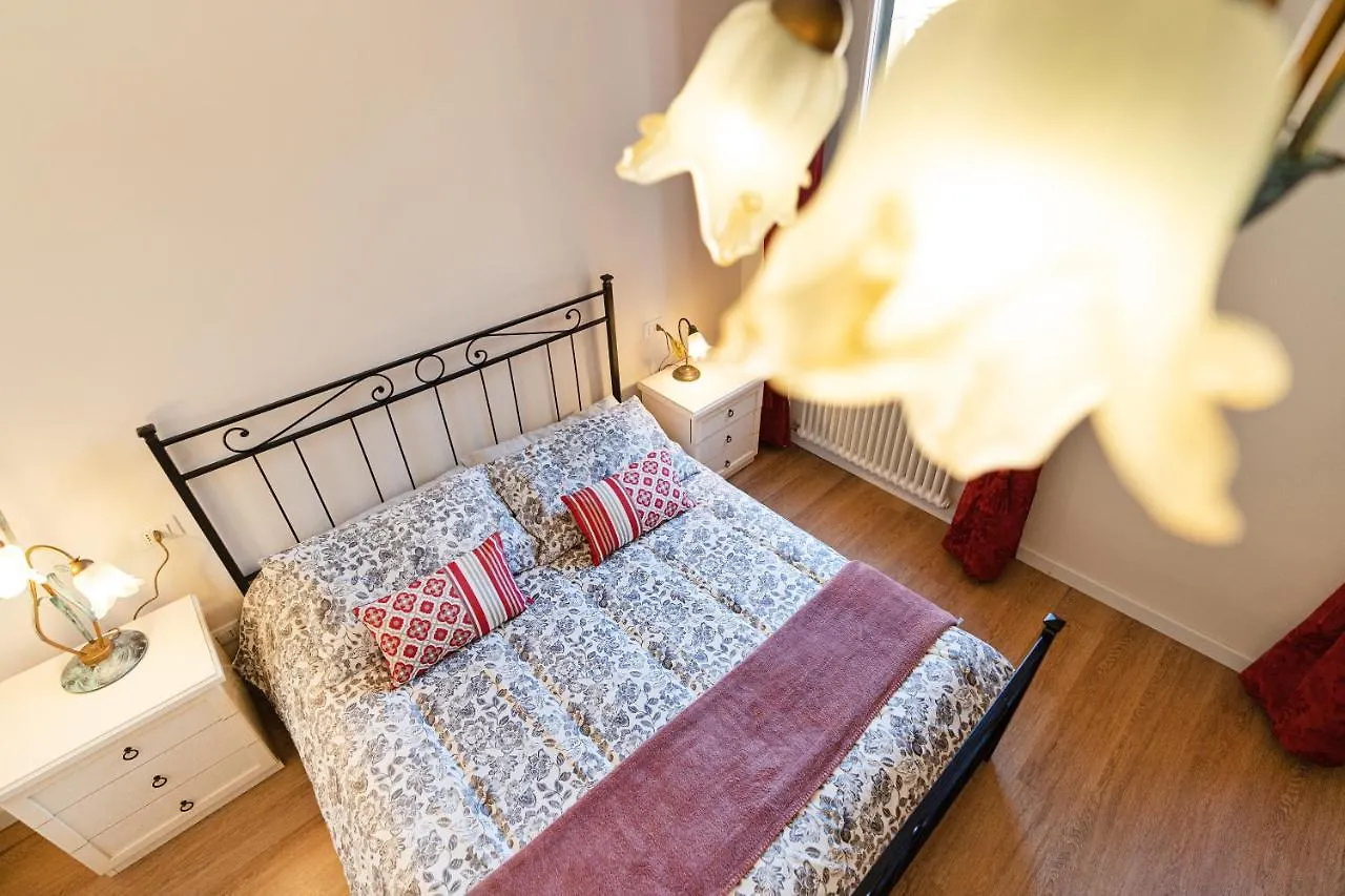 Apartamento Ricco Di Comfort, Grande, Luminoso E Comodo Venecia